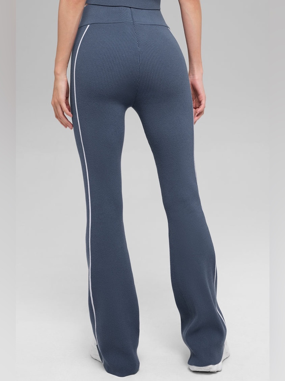 Alo Yoga Highline Ribbed Sweater Knit Flare Pants in Bluestone size Small - Picture 2 of 5